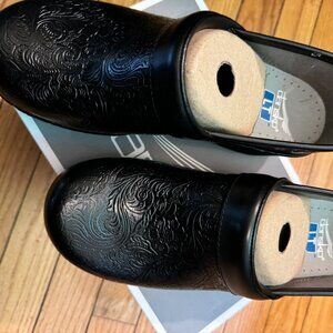Dansko LT Pro Tooled Black Floral Clogs